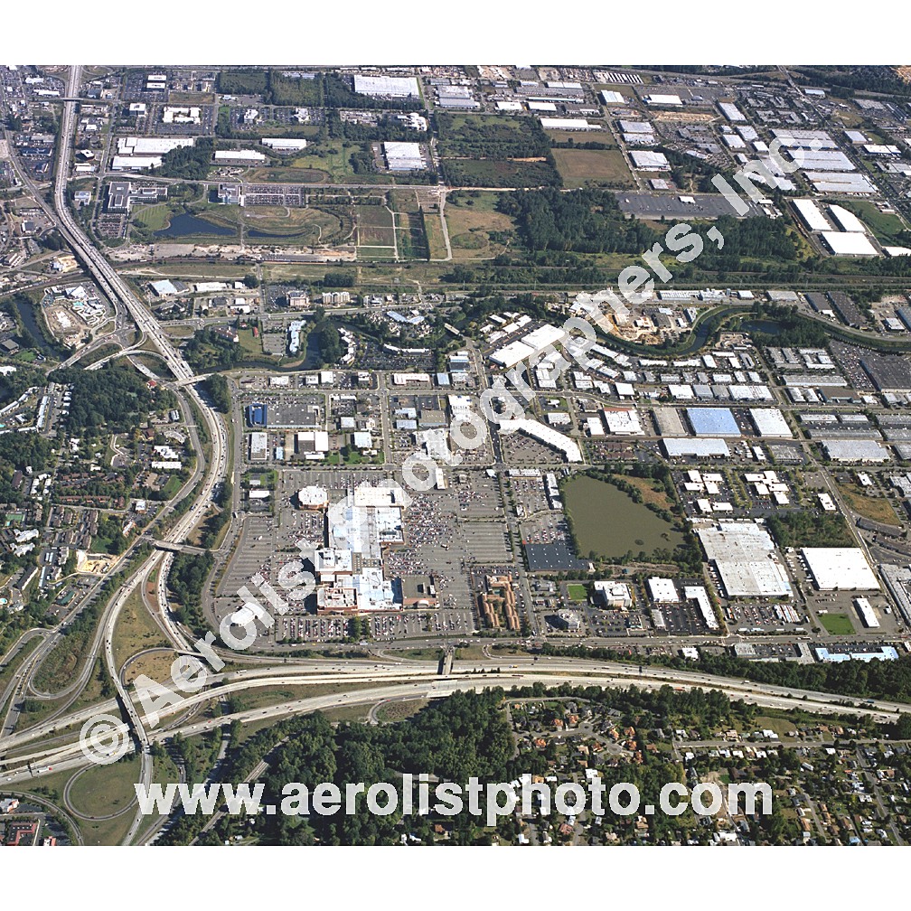 Tukwila-Southcenter 2001